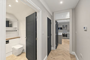 Photo 7- click for photo gallery
